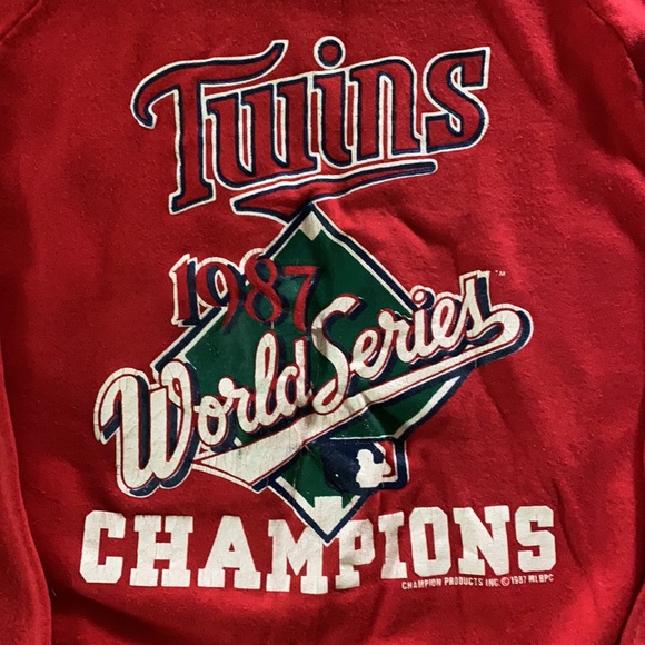 SOLDSOLDSOLD Authentic 1987 Twins Baseball World Series sweatshirt - Picture 2 of 6